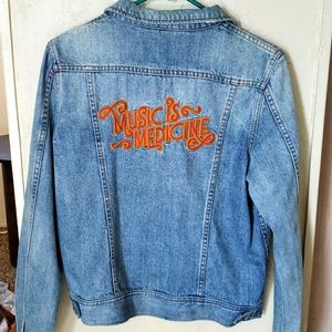 Like new RARE trucker jean jacket.